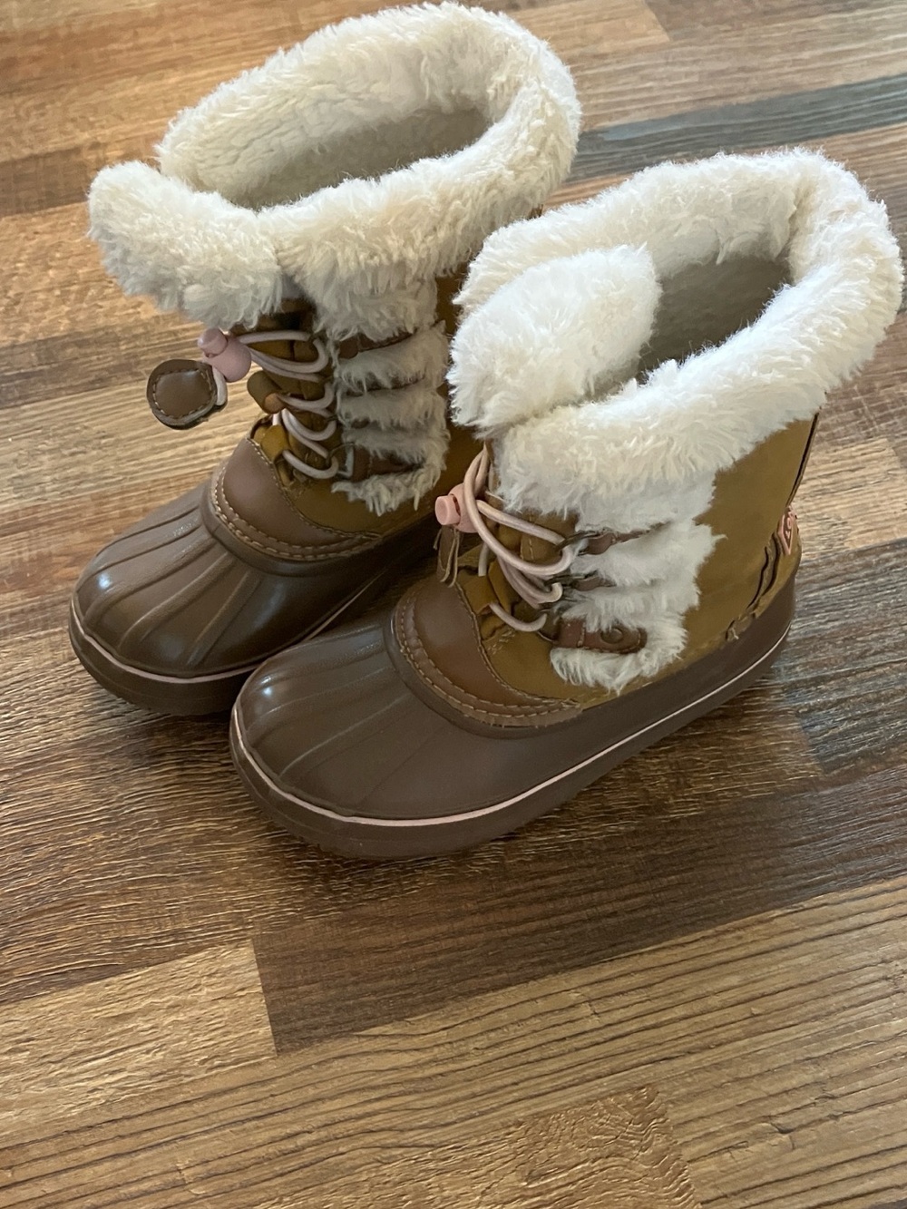 London Fog Brown & Cream Girls' Insulated Winter Boots
